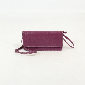 \'\'Elakshi\'\' fake leather purse, Purple