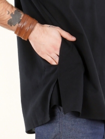 Camisa tejida de manga larga con capucha \ Nasaah\ , Negro